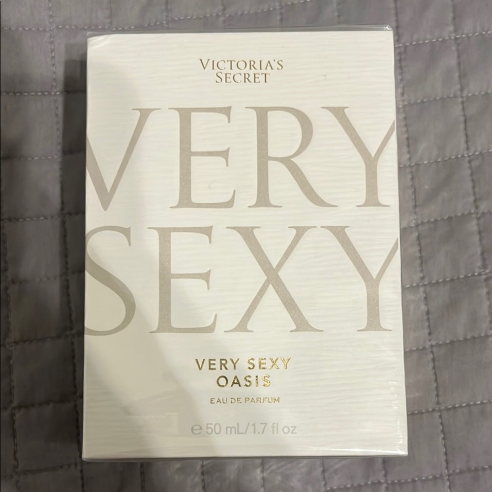 Victoria's Secret White and Gold Intimates
